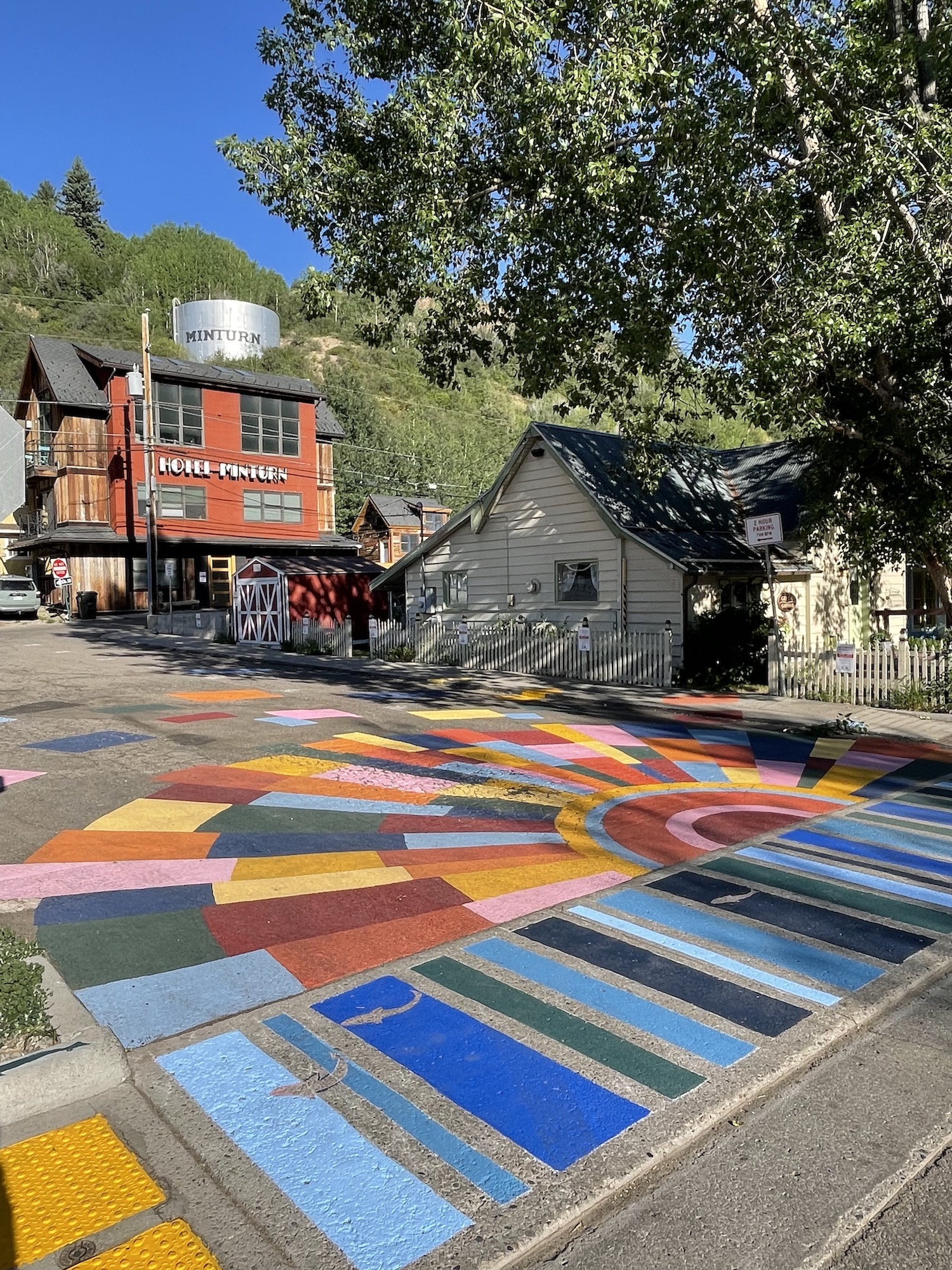 New street art visitors to Minturn Market